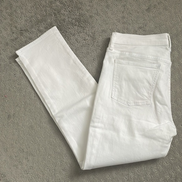 GAP White Denim Girlfriend Jeans - Picture 2 of 4